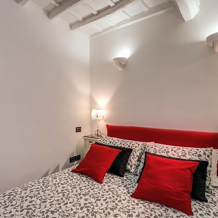 Campo De' Fiori Stylish White Appartement Rome Buitenkant foto