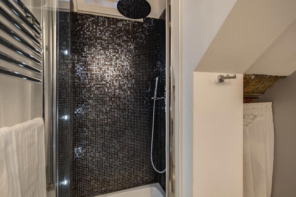 Campo De' Fiori Stylish White Appartement Rome Buitenkant foto