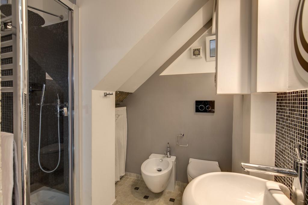 Campo De' Fiori Stylish White Appartement Rome Buitenkant foto