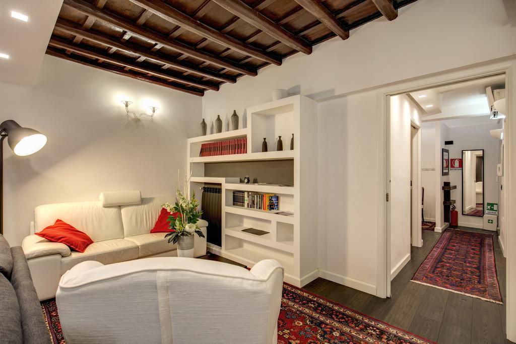 Campo De' Fiori Stylish White Appartement Rome Buitenkant foto