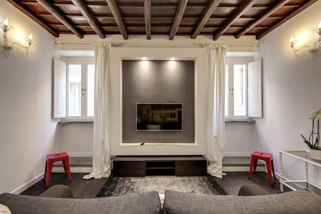 Campo De' Fiori Stylish White Appartement Rome Buitenkant foto