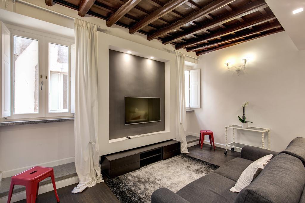 Campo De' Fiori Stylish White Appartement Rome Buitenkant foto